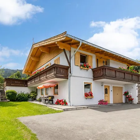 Schoene Aussicht Appartement Hopfgarten im Brixental