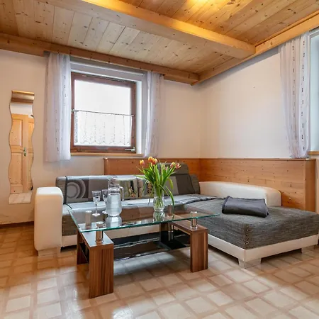 Apartamento Schoene Aussicht Hopfgarten im Brixental